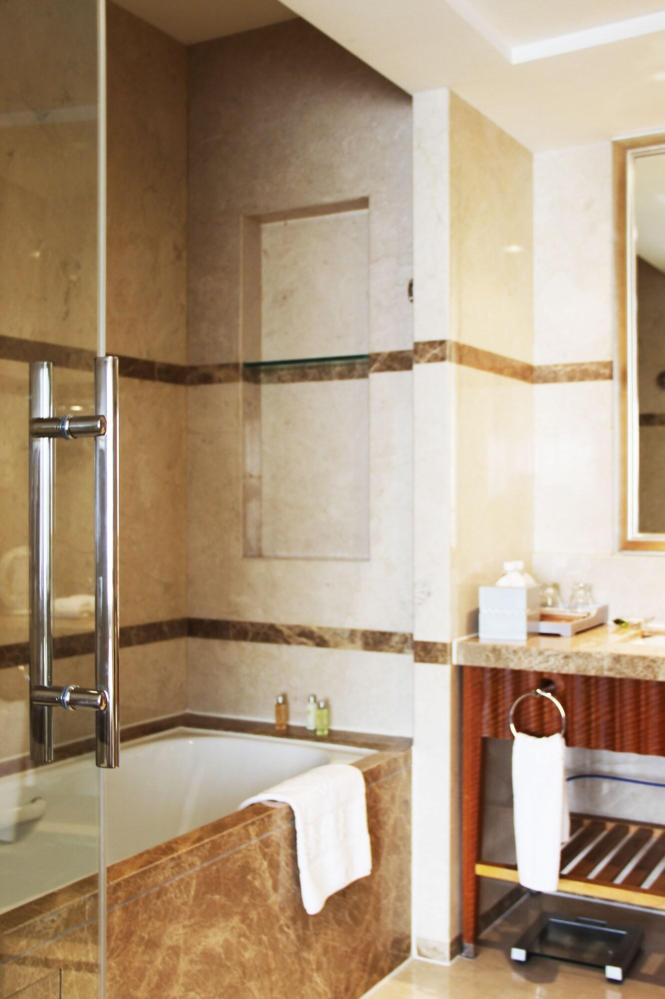 Glarun Jinling Hotel Nankin Zewnętrze zdjęcie