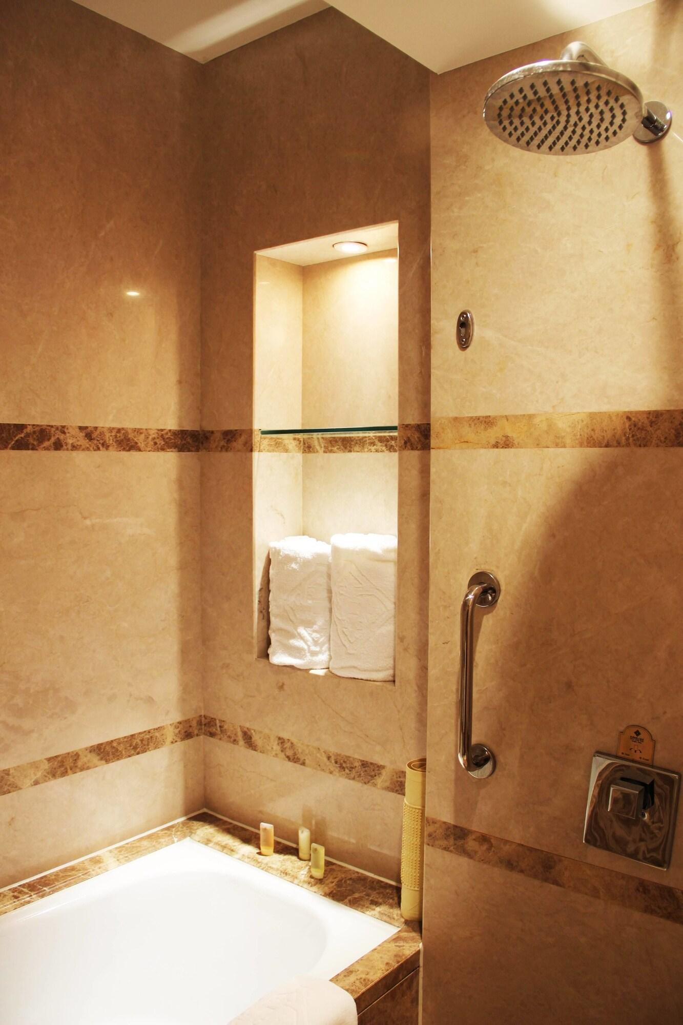 Glarun Jinling Hotel Nankin Zewnętrze zdjęcie