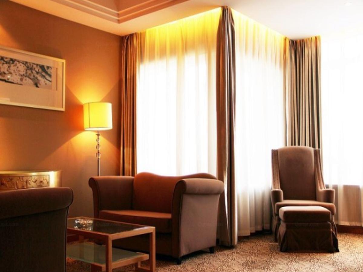Glarun Jinling Hotel Nankin Zewnętrze zdjęcie