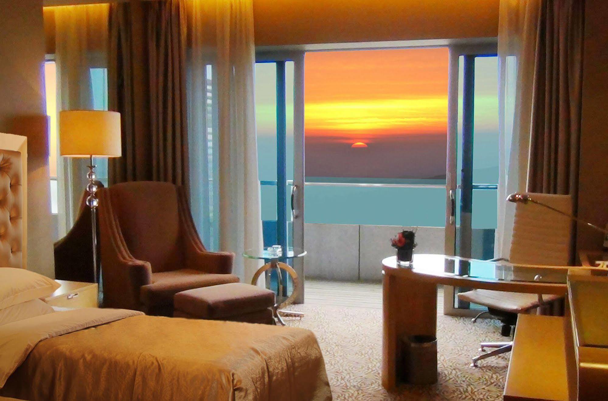 Glarun Jinling Hotel Nankin Zewnętrze zdjęcie